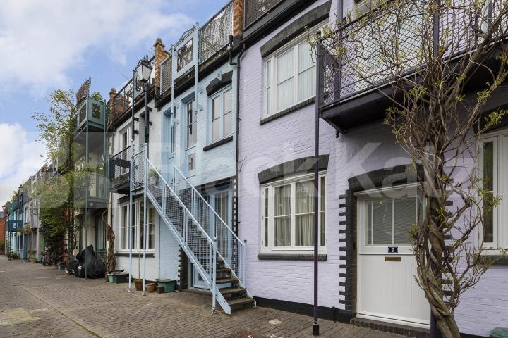 Modern spacious two bedroom urban living with stunning outside space  Marlborough Yard, Archway